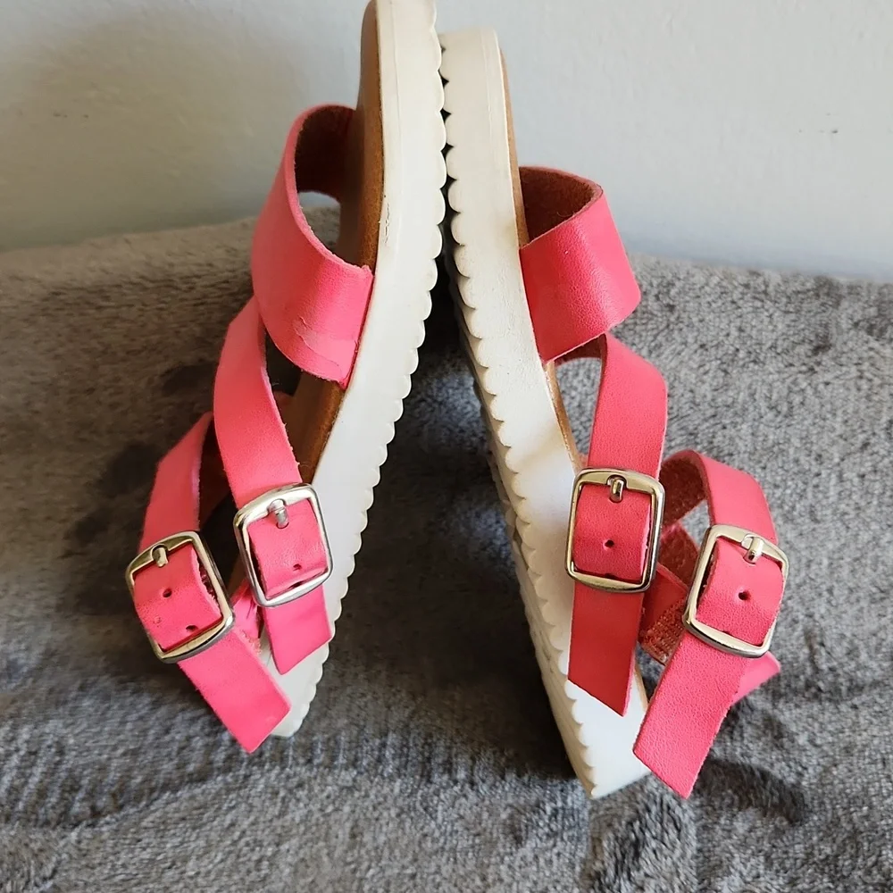Cat & Jack, Girl's, Sz 7, Sandle, Salmon Color, 2 Buckles Adjustable - Picture 2 of 9